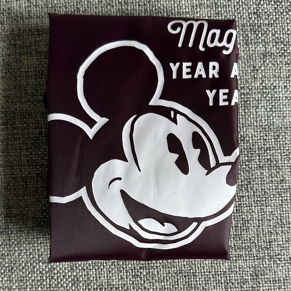 Disney Vacation Club promo gift set NIB - Picture 4 of 16